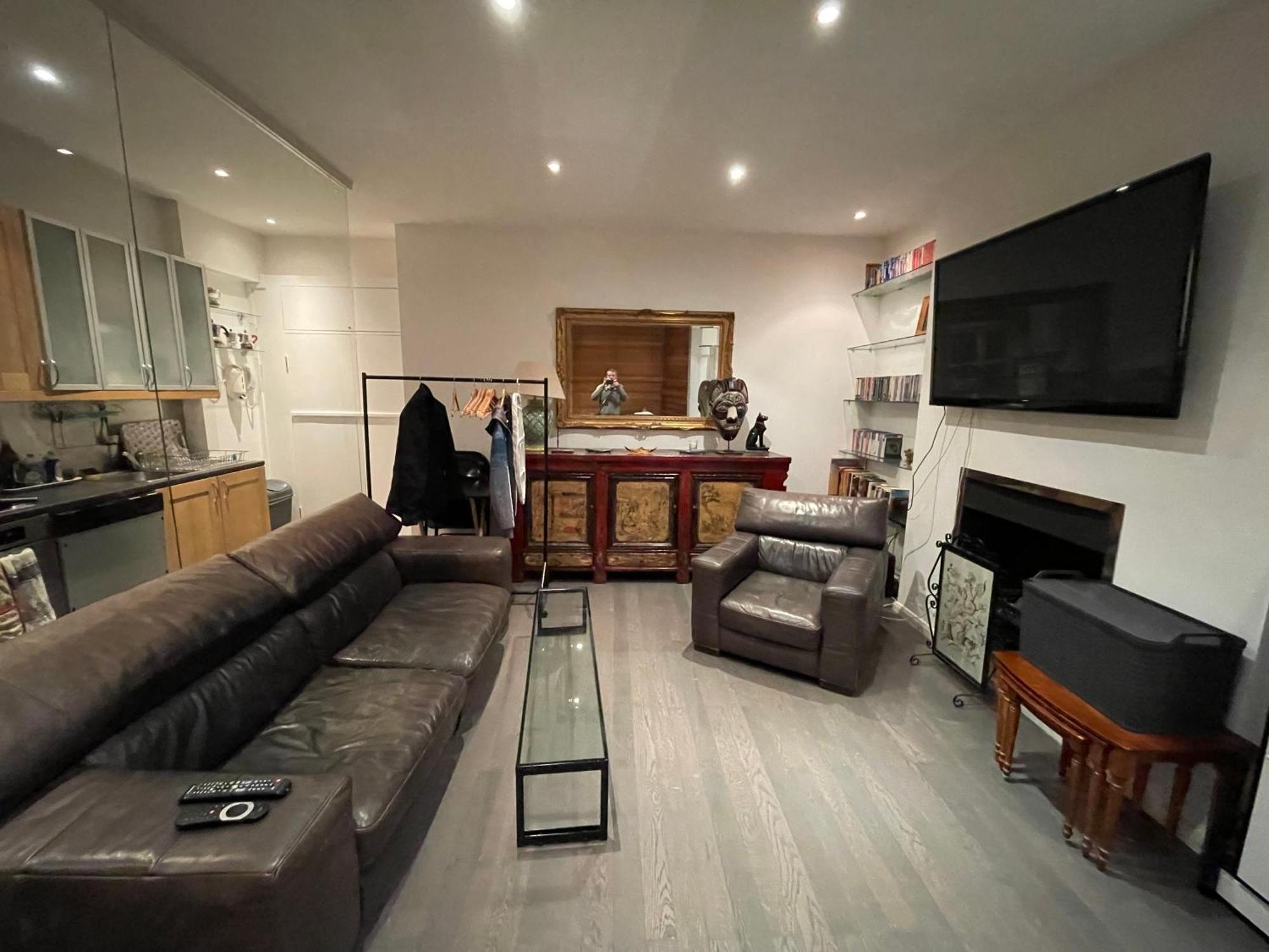 Large Studio Flat In Kensington 런던 외부 사진